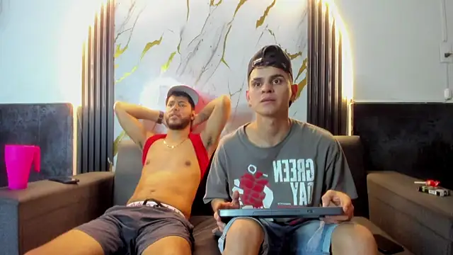 Angel Villareal online show from February 7, 7:49 am