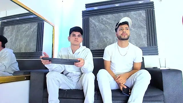 Angel Villareal online show from February 14, 5:07 am