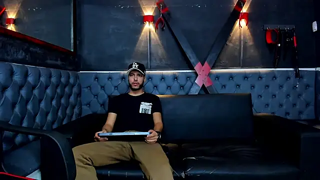 Angel Villareal online show from February 6, 4:52 am