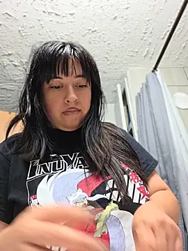 AriannaPenaxo online show from April 29, 11:22 pm