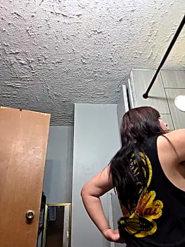 Snapshot of AriannaPenaxo chatting on February 15, 12:44 am AriannaPenaxo online show from February 15, 12:44 am