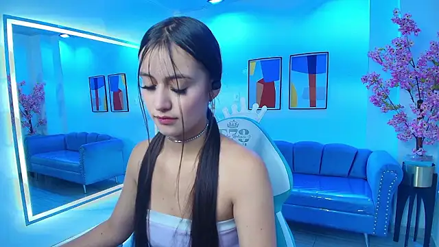 Zoe swan online show from March 6, 11:27 am