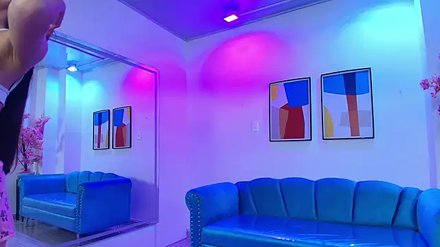 Zoe swan online show from March 3, 11:28 am