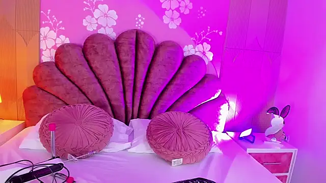 MadisonFox1 online show from February 27, 11:32 am