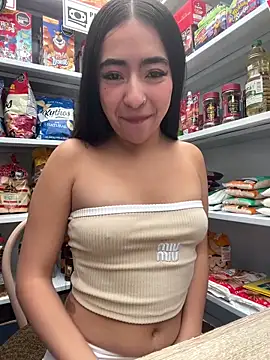 AuroraJohns Pink online show from February 17, 8:06 pm