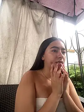 AuroraJohns Pink online show from February 11, 8:20 pm