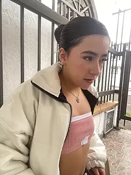 AuroraJohns Pink online show from March 4, 7:54 pm