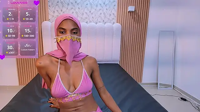 Amira Alzahra online show from March 5, 5:04 am