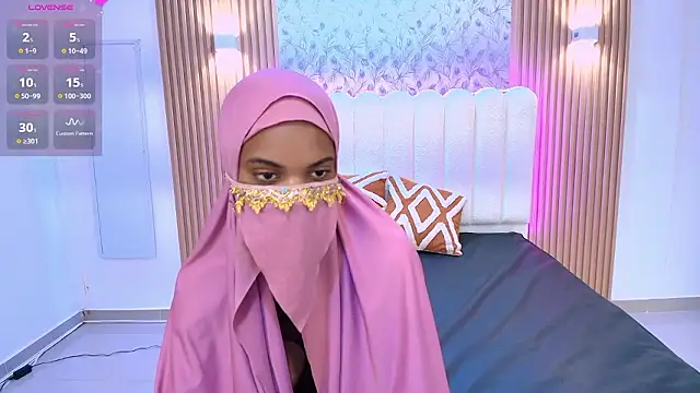 Amira Alzahra online show from March 14, 5:13 am