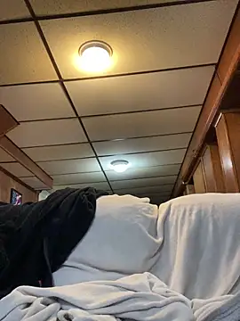 givemeabreak34 online show from February 6, 7:32 pm