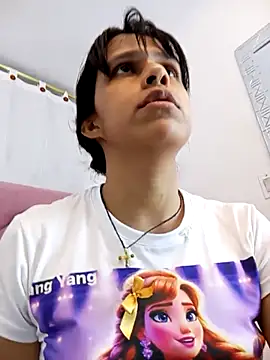 mitzukywinteer online show from March 9, 9:18 pm