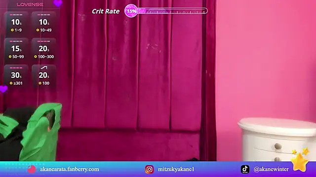 mitzukywinteer online show from May 30, 7:41 pm