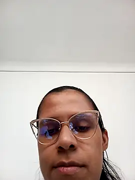 mitzukywinteer online show from March 25, 8:19 pm