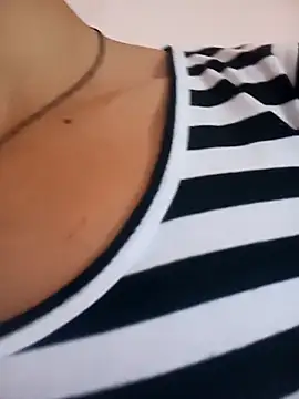 Snapshot of mitzukywinteer chatting on January 31, 8:29 pm mitzukywinteer online show from January 31, 8:29 pm