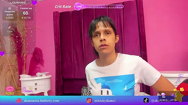 mitzukywinteer online show from June 18, 9:53 pm