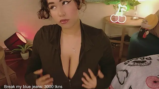 Maya house online show from April 15, 4:40 am