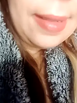 Naughty-Yousra online show from March 6, 9:15 am