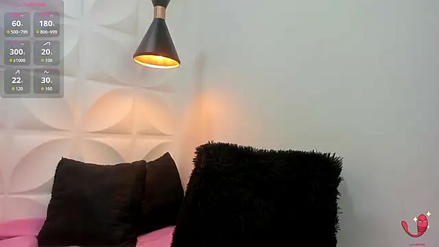 zaira skinny online show from March 14, 3:56 am