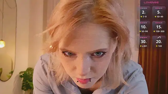 MoonlightAsuna online show from February 5, 1:40 pm