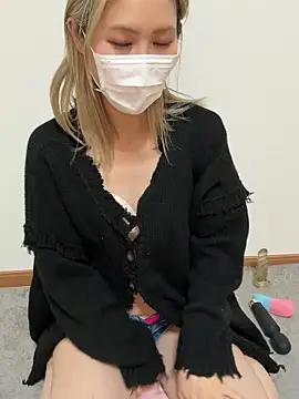 yumi0025 online show from February 27, 5:51 am