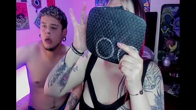 Snapshot of lunaa_rayy420 chatting on February 14, 4:13 am lunaa rayy420 online show from February 14, 4:13 am