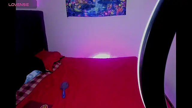 lunaa rayy420 online show from May 27, 10:22 am