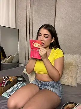 lilithdya online show from March 29, 12:01 am