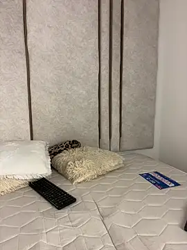 lilithdya online show from April 17, 1:52 am