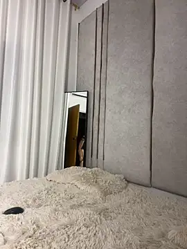 lilithdya online show from March 4, 2:30 am