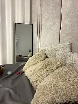 lilithdya online show from April 1, 12:35 am