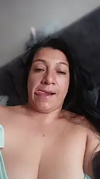 Snapshot of Katysaez chatting on June 18, 6:02 pm Katysaez online show from June 18, 6:02 pm