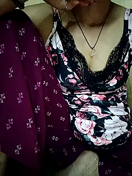annugirl online show from March 20, 5:41 am