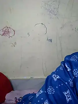 annugirl online show from February 9, 5:55 pm