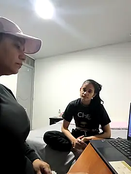 ketty Riley online show from February 5, 3:57 am