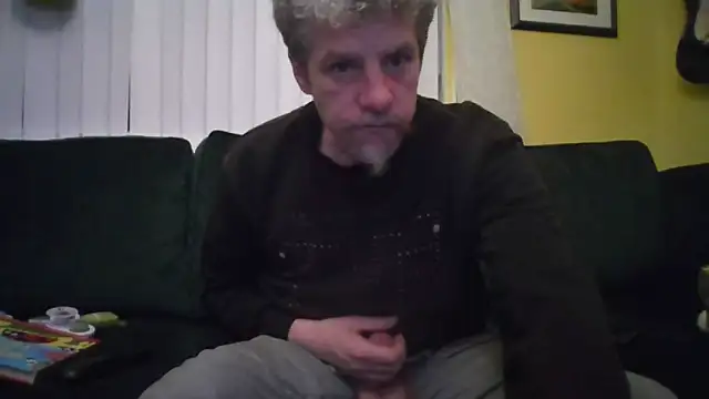 chiichii23 online show from March 16, 9:26 pm