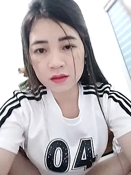 LoveLillyy69 online show from February 28, 2:06 pm