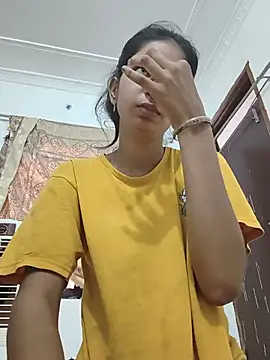 Cute-Natashaa online show from June 4, 5:01 am