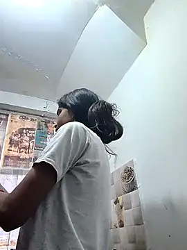 Snapshot of Cute-Natashaa chatting on February 10, 6:45 am Cute-Natashaa online show from February 10, 6:45 am