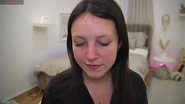 Miss sindy11 online show from February 28, 8:14 am