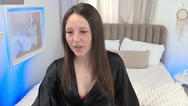 Miss sindy11 online show from April 22, 5:47 am