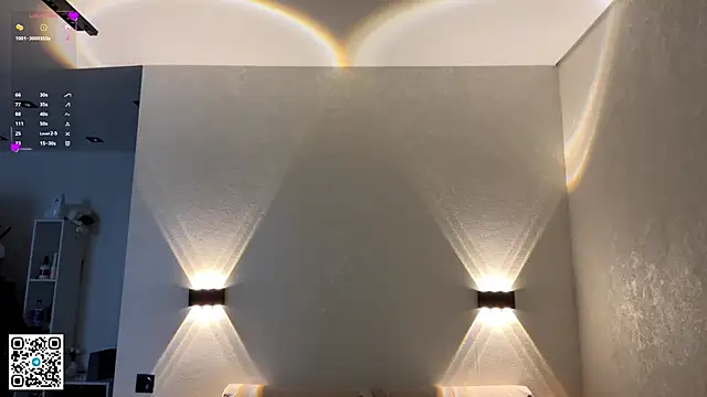 LouiseChavez online show from March 24, 8:47 am