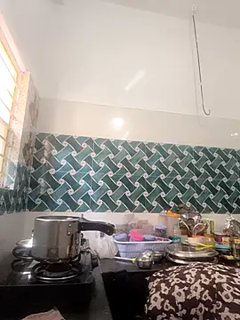 Hot-Tinaa online show from February 14, 8:14 am