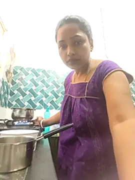 Hot-Tinaa online show from February 21, 3:19 am