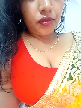 Hot-Tinaa online show from April 5, 10:27 pm