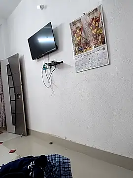 Hot-Tinaa online show from March 23, 7:52 am