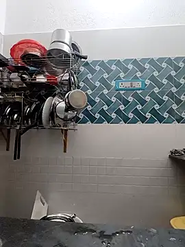 Hot-Tinaa online show from April 19, 2:56 am