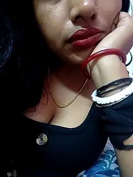 Hot-Tinaa online show from March 25, 11:58 pm