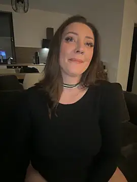 Snapshot of 21tweetypie21 chatting on February 24, 6:42 pm 21tweetypie21 online show from February 24, 6:42 pm