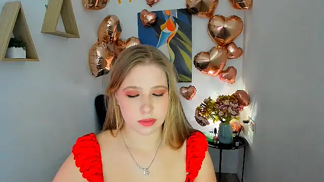 Snapshot of SweetDaylight chatting on February 3, 2:53 am SweetDaylight online show from February 3, 2:53 am