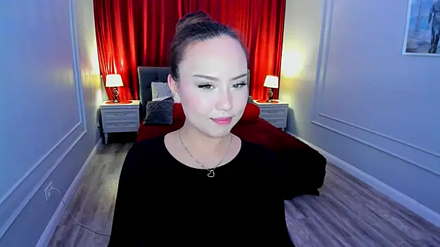 GlowMe online show from March 11, 7:30 pm